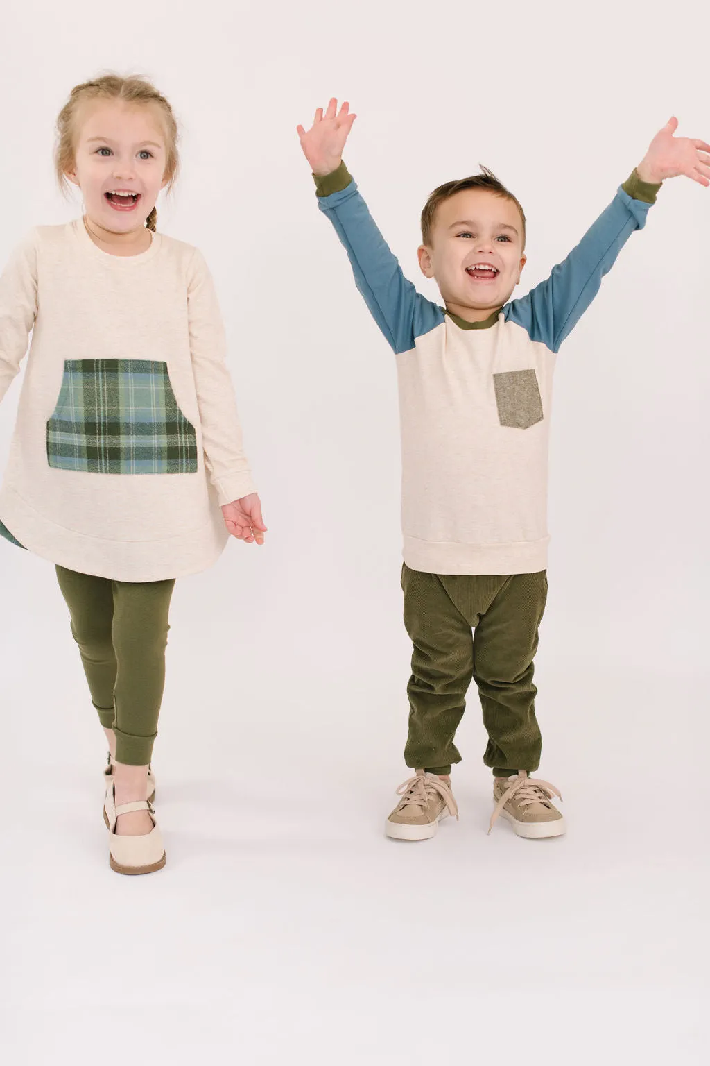 Bamboo Raglan Pullover in Flax   Tide