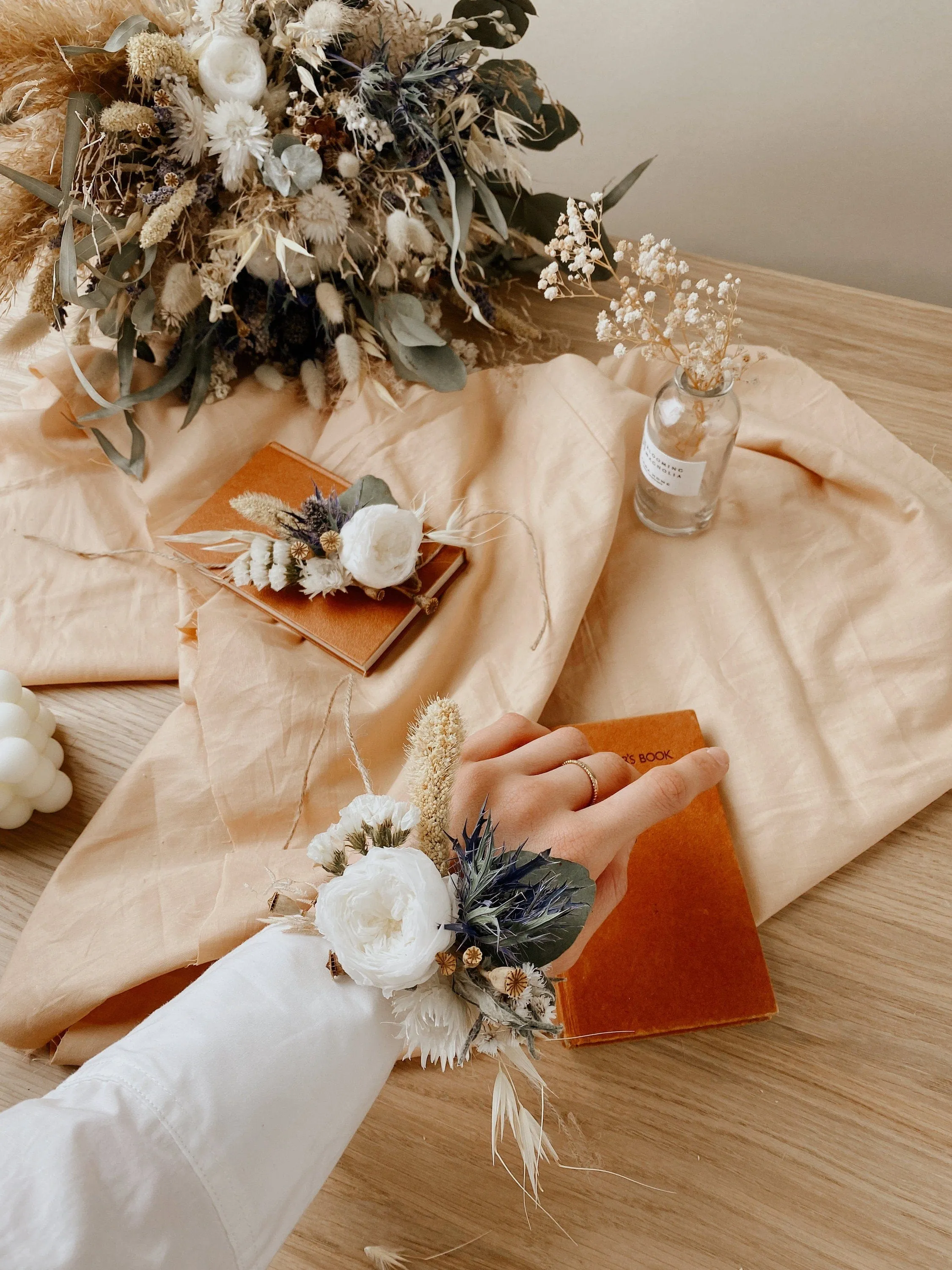 Dried Flowers Bridal Bouquet - Soft Green & Cream