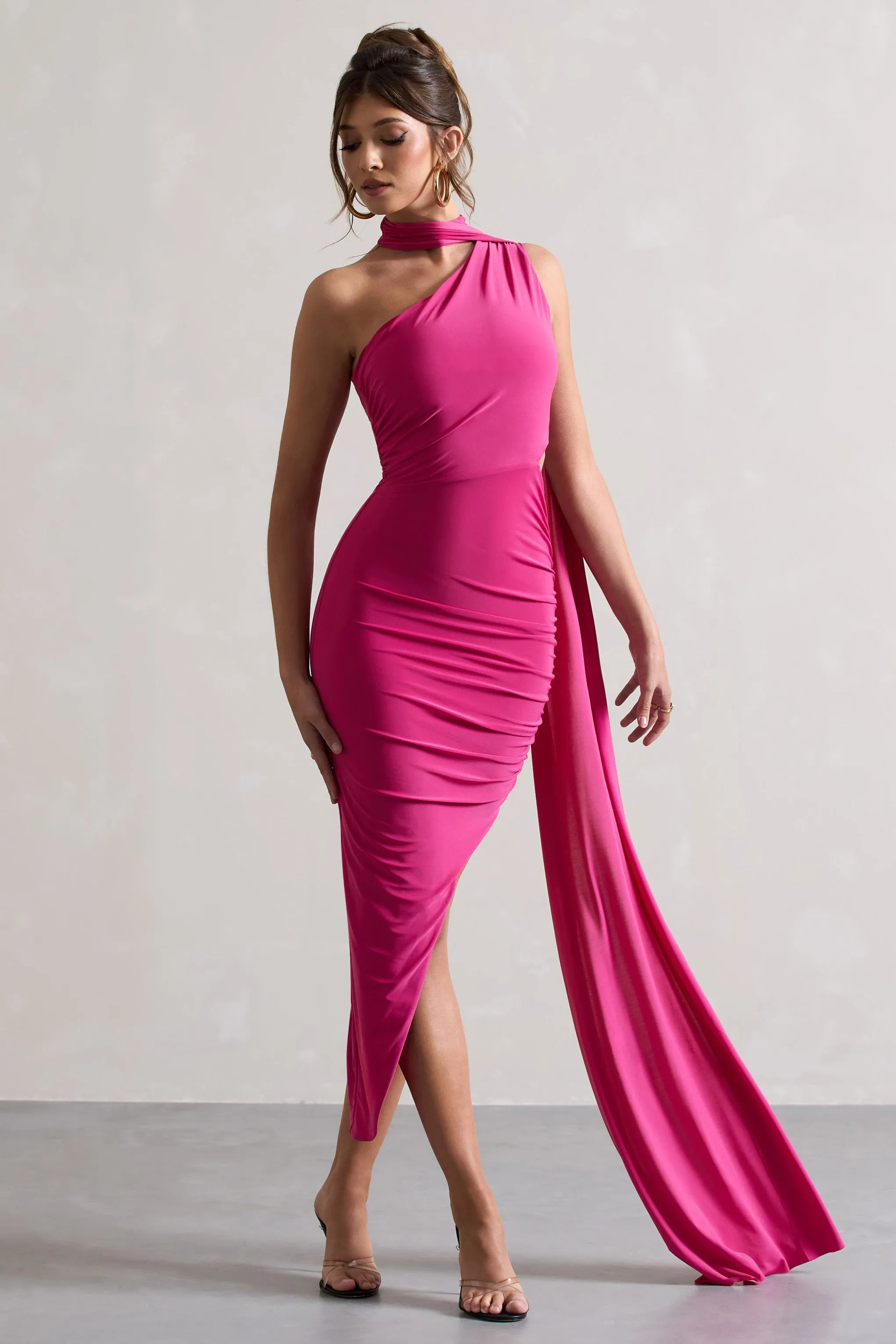 Icon | Robe longue rose asymétrique à découpe et écharpe