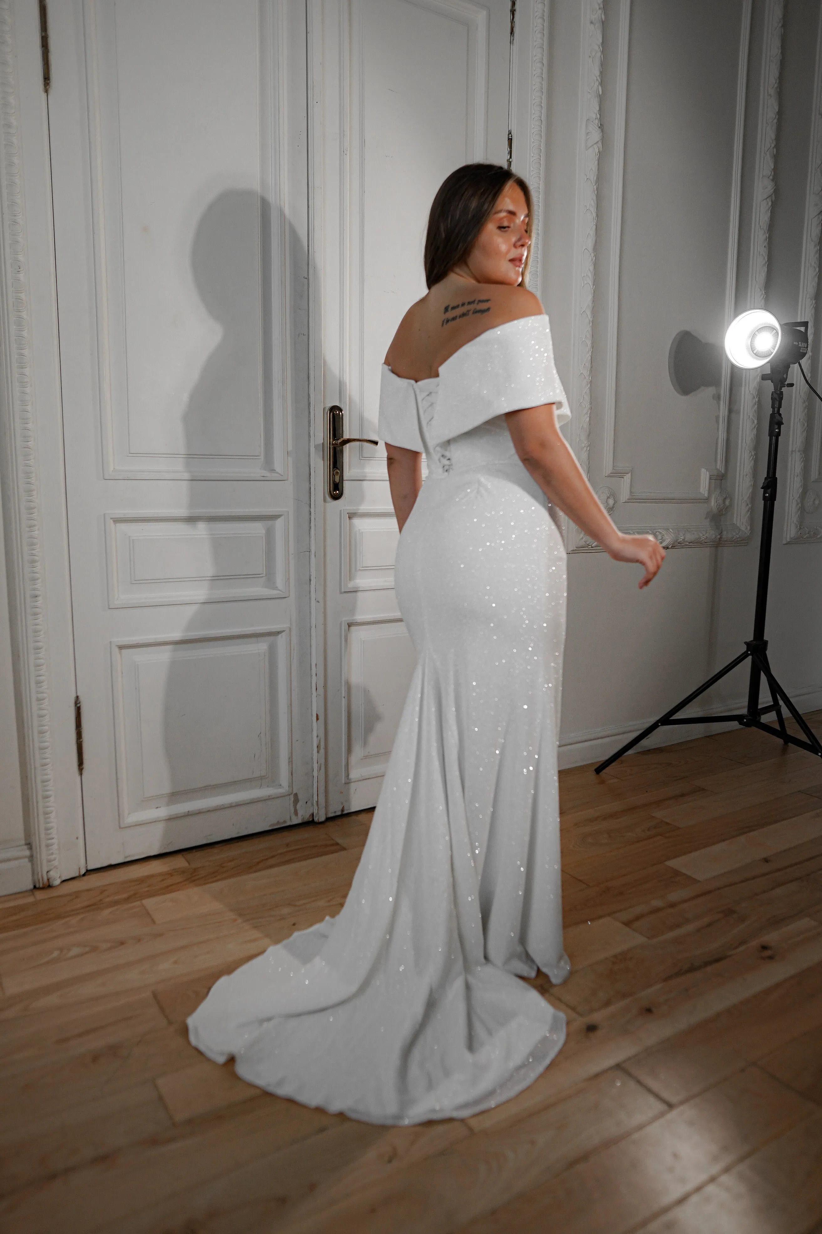 Plus Size Sparkly Sheath Wedding Dress Jolie