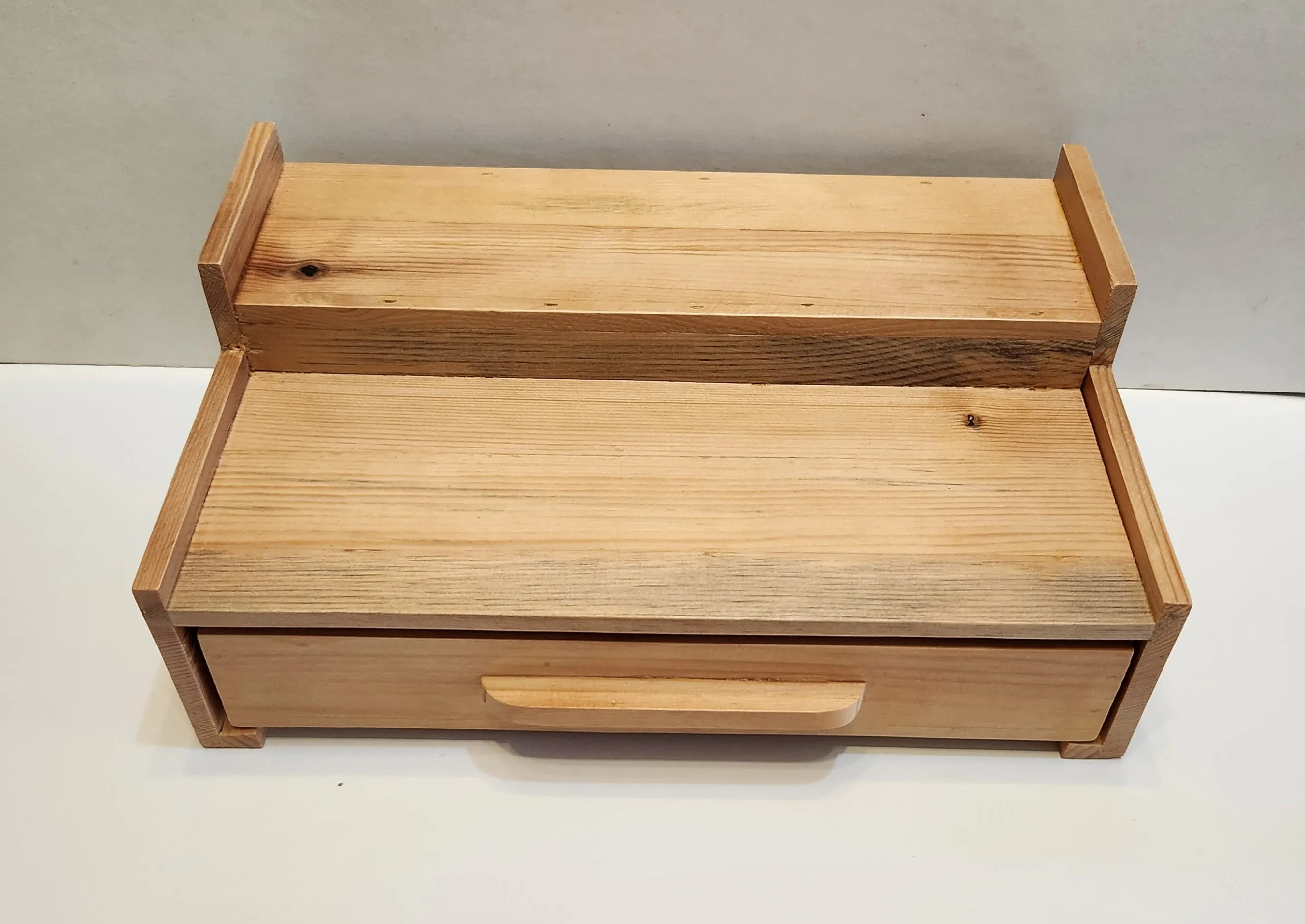 Step Tray